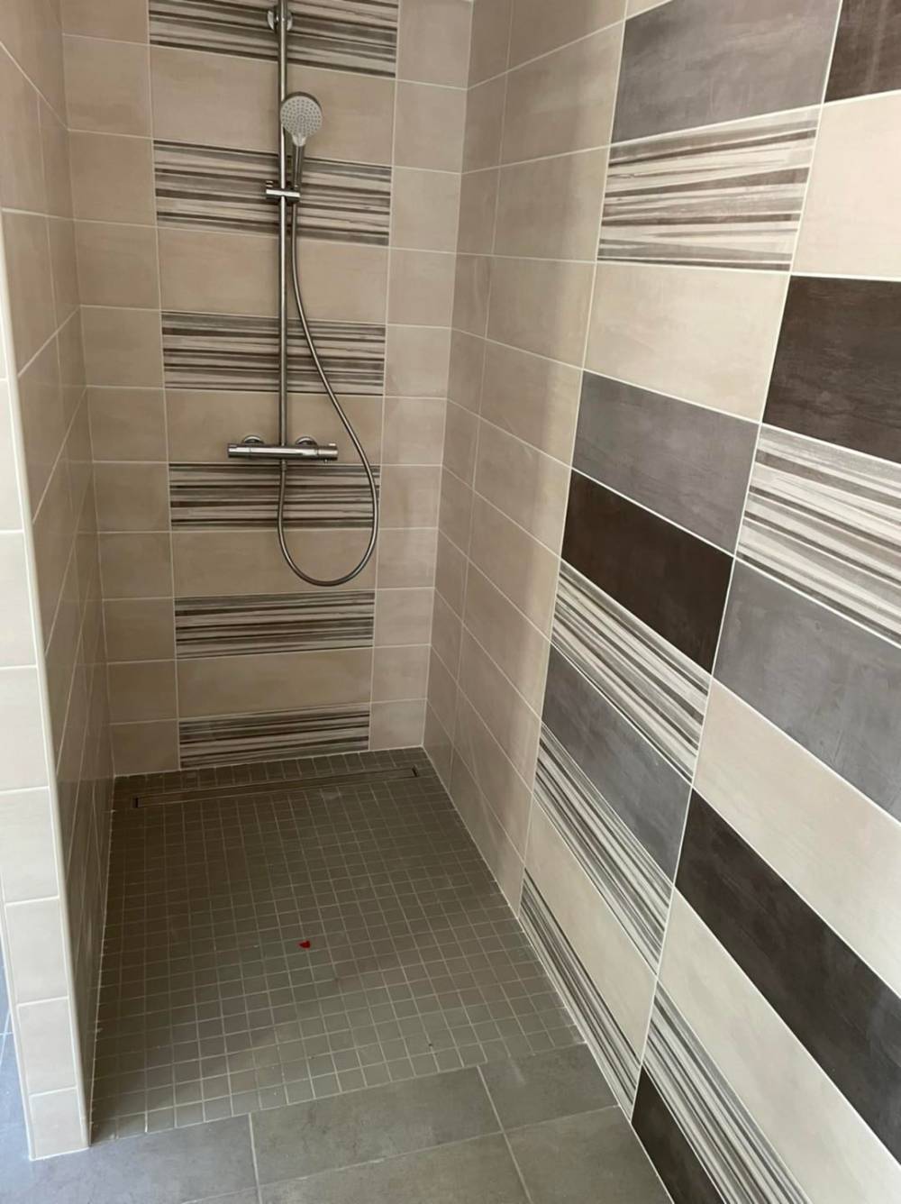 carrelage faience douche italienne